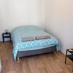 LE LYS- Appartement T3 tout equipé, vue imprenable sur le château de lourdes