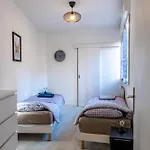 LE LYS- Appartement T3 tout equipé, vue imprenable sur le château de lourdes